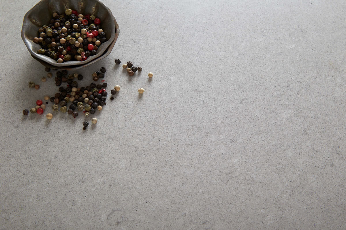 ASH GREY Quantum Quartz